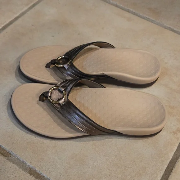 Vionic Aloe Metallic Brown Women's Thong Orthotic Sandals Size 10 - Picture 9 of 10